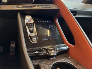 MG Cyberster 77 kWh GT Dual Motor AWD 510 hk GPS BOSE Direktleverans – bild 11