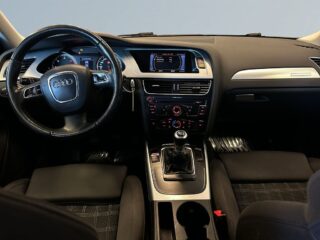 Audi A4 Avant 2.0 TDI quattro SoV-Däck/Led-Ramp/MoK-Värm – bild 8