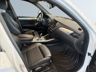 BMW X3 xDrive30d M Sport Pano/Dragkrok/Harman Kardon/SoV-däck – bild 10