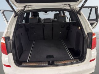 BMW X3 xDrive30d M Sport Pano/Dragkrok/Harman Kardon/SoV-däck – bild 12