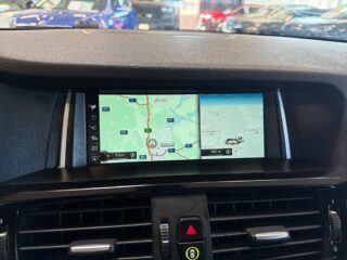 BMW X3 xDrive30d M Sport Pano/Dragkrok/Harman Kardon/SoV-däck – bild 19