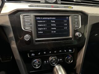 Volkswagen Passat Alltrack 2.0 TDI Alltrack 240hk AWD Drag Kamera Dvärm SoV – bild 19