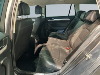 Volkswagen Passat Alltrack 2.0 TDI Alltrack 240hk AWD Drag Kamera Dvärm SoV – bild 13