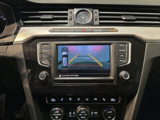 Volkswagen Passat Alltrack 2.0 TDI Alltrack 240hk AWD Drag Kamera Dvärm SoV – bild 11