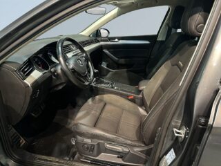 Volkswagen Passat Alltrack 2.0 TDI Alltrack 240hk AWD Drag Kamera Dvärm SoV – bild 7