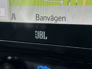 Toyota HiLux Dubbelhytt 2.8 4WD Invincible MOMS/JBL/SoV/MoK/Kamera – bild 18