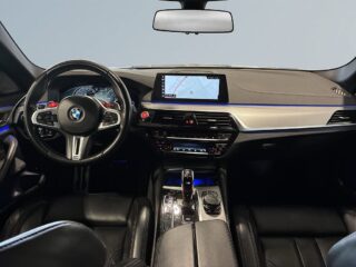 BMW M5 V8 600hk Aut Kamera Cockpit Skinn HuD Sportstolar S&V – bild 8