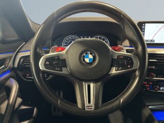 BMW M5 V8 600hk Aut Kamera Cockpit Skinn HuD Sportstolar S&V – bild 14