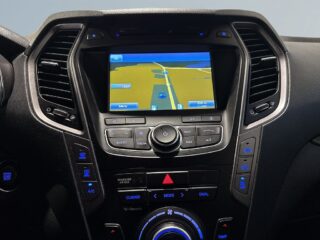 Hyundai Grand Santa Fe 2.2 4WD Premium Plus Pano Drag Kamera Skinn Mvärm SoV – bild 11