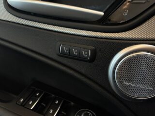 Alfa Romeo Stelvio 2.2 JTD 16V Q4 S&V-hjul/Kamera/Elstolar/Harman/kardon – bild 23