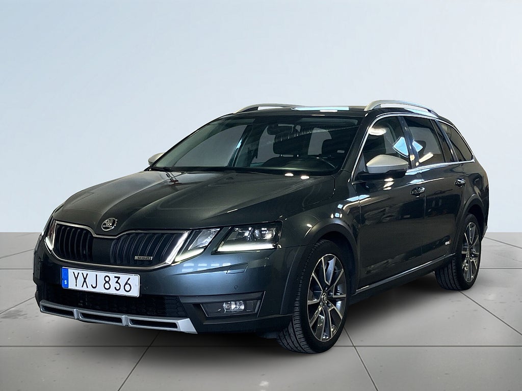 Skoda Octavia Scout 2.0 TDI AWD Premium Drag Värmare Kamera Skinn Psens