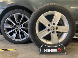 Skoda Octavia Scout 2.0 TDI AWD Premium Drag Värmare Kamera Skinn Psens – bild 19