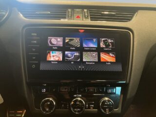 Skoda Octavia Scout 2.0 TDI AWD Premium Drag Värmare Kamera Skinn Psens – bild 16