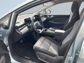 MG MG4 EV Urban 53.9 kWh Premium Värmepump/360/Ambient/Carplay/Ad.Fhåll – bild 7