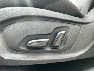 MG MG4 EV Urban 53.9 kWh Premium Värmepump/360/Ambient/Carplay/Ad.Fhåll – bild 17