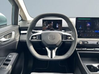 MG MG4 EV Urban 53.9 kWh Premium Värmepump/360/Ambient/Carplay/Ad.Fhåll – bild 9