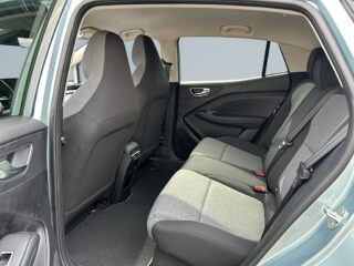 MG MG4 EV Urban 53.9 kWh Premium Värmepump/360/Ambient/Carplay/Ad.Fhåll – bild 13