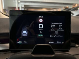 MG MG4 EV Urban 53.9 kWh Premium Värmepump/360/Ambient/Carplay/Ad.Fhåll – bild 18