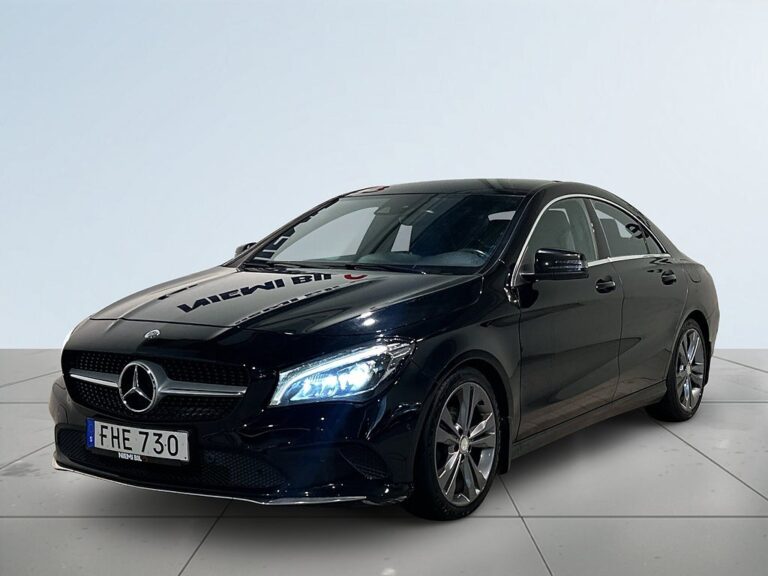 Mercedes-Benz CLA 200 d 4MATIC 7G Urban Line Drag Pvärm Kamera S/V-hjul