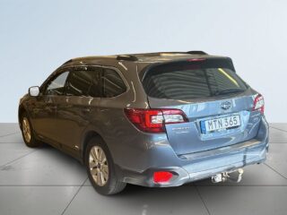 Subaru Outback 2.0 4WD Lineartronic Elstol/Kamera/SoV-Däck/P-Sens/Drag – bild 5