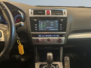 Subaru Outback 2.0 4WD Lineartronic Elstol/Kamera/SoV-Däck/P-Sens/Drag – bild 11