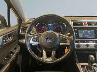 Subaru Outback 2.0 4WD Lineartronic Elstol/Kamera/SoV-Däck/P-Sens/Drag – bild 9