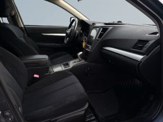 Subaru Outback 2.5 4WD Lineartronic Navi/Dragkrok/SoV-Däck/MoK-värmare – bild 10