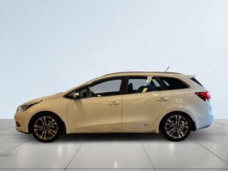 Kia Ceed cee’d_sw 1.6 EX Comfort Dragkrok/Värmare/Psens/Sov-däck – bild 4