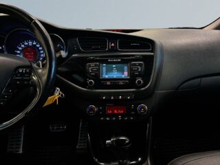 Kia Ceed cee’d_sw 1.6 EX Comfort Dragkrok/Värmare/Psens/Sov-däck – bild 11