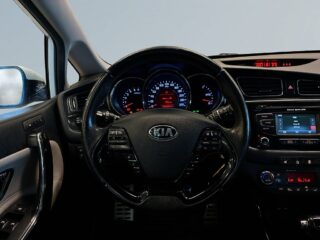 Kia Ceed cee’d_sw 1.6 EX Comfort Dragkrok/Värmare/Psens/Sov-däck – bild 9