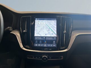 Volvo V60 Cross Country Volvo V60 D4 AWD MOMS Drag Rattvärme B-Kamera Navi S&V – bild 11