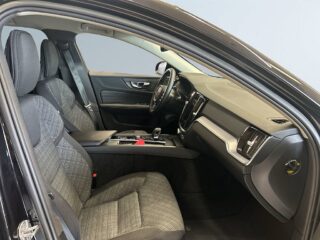 Volvo V60 Cross Country Volvo V60 D4 AWD MOMS Drag Rattvärme B-Kamera Navi S&V – bild 10