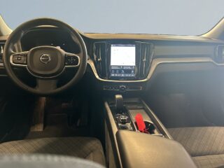 Volvo V60 Cross Country Volvo V60 D4 AWD MOMS Drag Rattvärme B-Kamera Navi S&V – bild 8