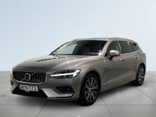 Volvo V60 D3 Aut Inscription Pano VoC Skinn Dvärm Kamera S/V-hjul – bild 16