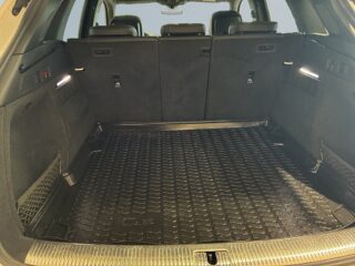 Audi Q5 40 TDI quattro S line S&V Dvärme Dragkrok B&O-ljud Navi – bild 12