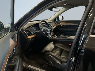 Volvo XC90 7-sits B5 AWD Inscription S&V-hjul/Pvärm/Skinn/Drag – bild 7