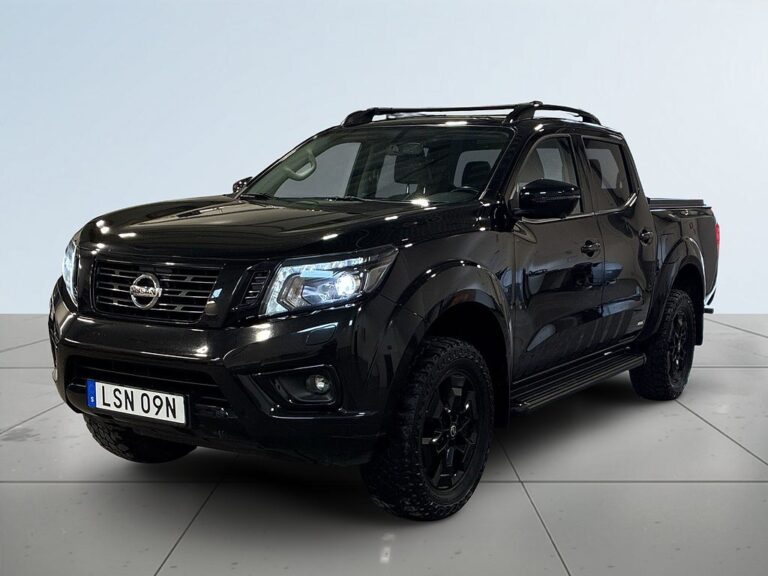 Nissan Navara 2.3 dCi 4WD Drag Kamera Farthållare ISOFIX BT MOMS