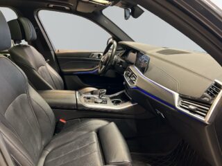 BMW X5 xDrive40i 7-Sits M Sport Dragkrok 360° H/K HuD Pano S&V – bild 9