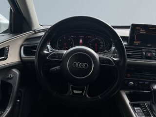 Audi A6 allroad quattro 3.0 TDI SoV-Däck/Kamera/Ellucka/Värmare – bild 9