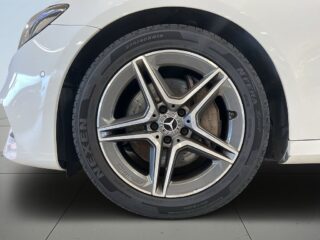 Mercedes-Benz E 220 200 T d 4Matic AMG Line S&V Dvärmare Drag 360° Panorama – bild 14