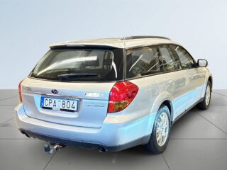 Subaru Outback 2.5 4WD Kamrem bytt/SoV-Däck/Drag/Värmare – bild 6