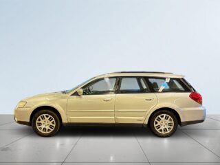 Subaru Outback 2.5 4WD Kamrem bytt/SoV-Däck/Drag/Värmare – bild 4