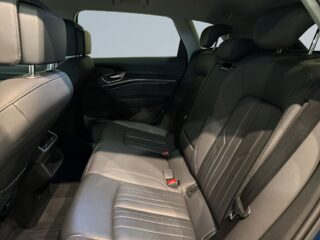 Audi E-Tron 50 Quattro Cockpit Skinn GPS Luftfjädring Drag GPS – bild 13