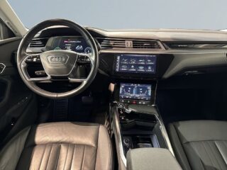 Audi E-Tron 50 Quattro Cockpit Skinn GPS Luftfjädring Drag GPS – bild 8
