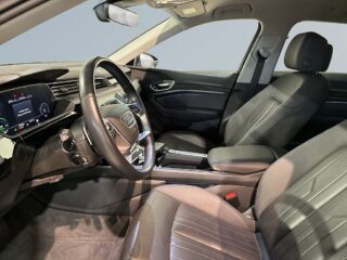 Audi E-Tron 50 Quattro Cockpit Skinn GPS Luftfjädring Drag GPS – bild 7