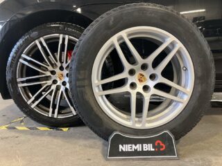 Porsche Macan PDK GTS Drag Pano Bose Elstol Psens Sport Chrono S&V – bild 21