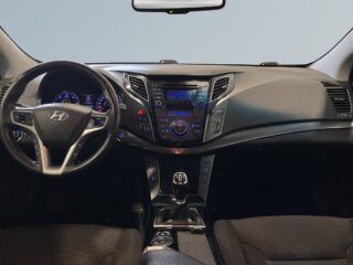 Hyundai i40 cw 1.7 CRDi Business Drag Värmare Kamera Psens S&V-hjul – bild 8
