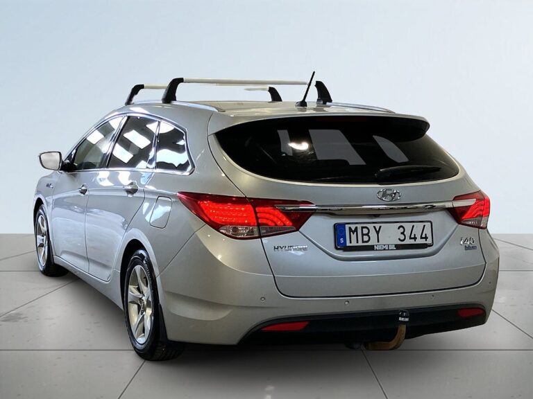 Hyundai i40 cw 1.7 CRDi Business Drag Värmare Kamera Psens S&V-hjul