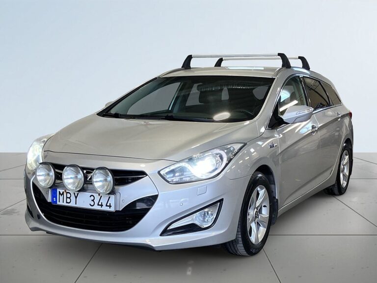 Hyundai i40 cw 1.7 CRDi Business Drag Värmare Kamera Psens S&V-hjul