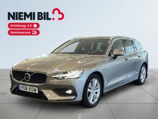 Volvo V60 D4 AWDGeartronic Momentum Adv VOC/S&V-Hjul/ Drag/Dvärm – bild 1